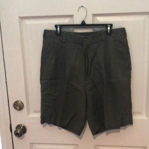 Jos A. Banks Men’s linen shorts